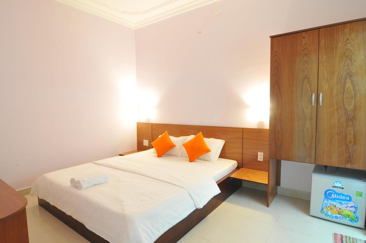 Chau Tran Hotel Vung Tau Exterior photo