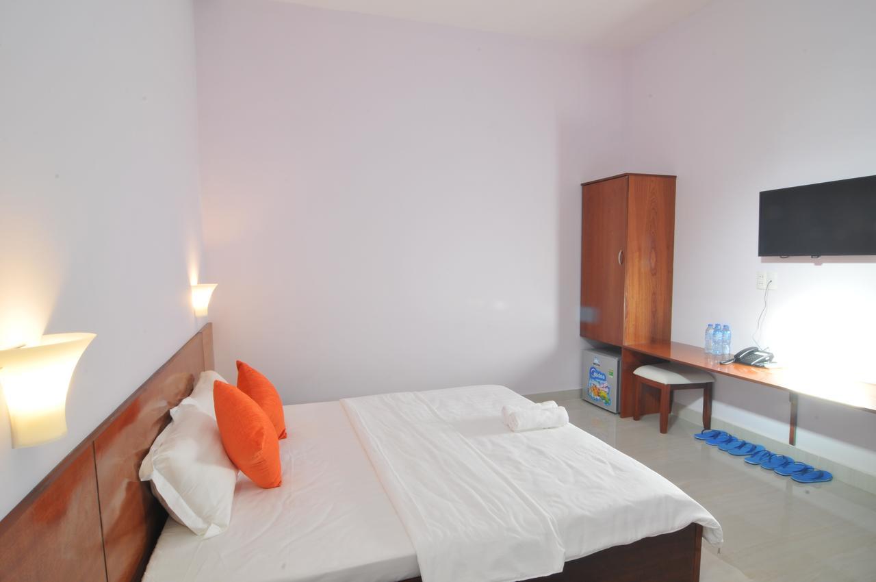 Chau Tran Hotel Vung Tau Exterior photo