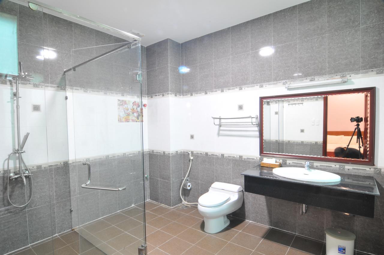 Chau Tran Hotel Vung Tau Exterior photo