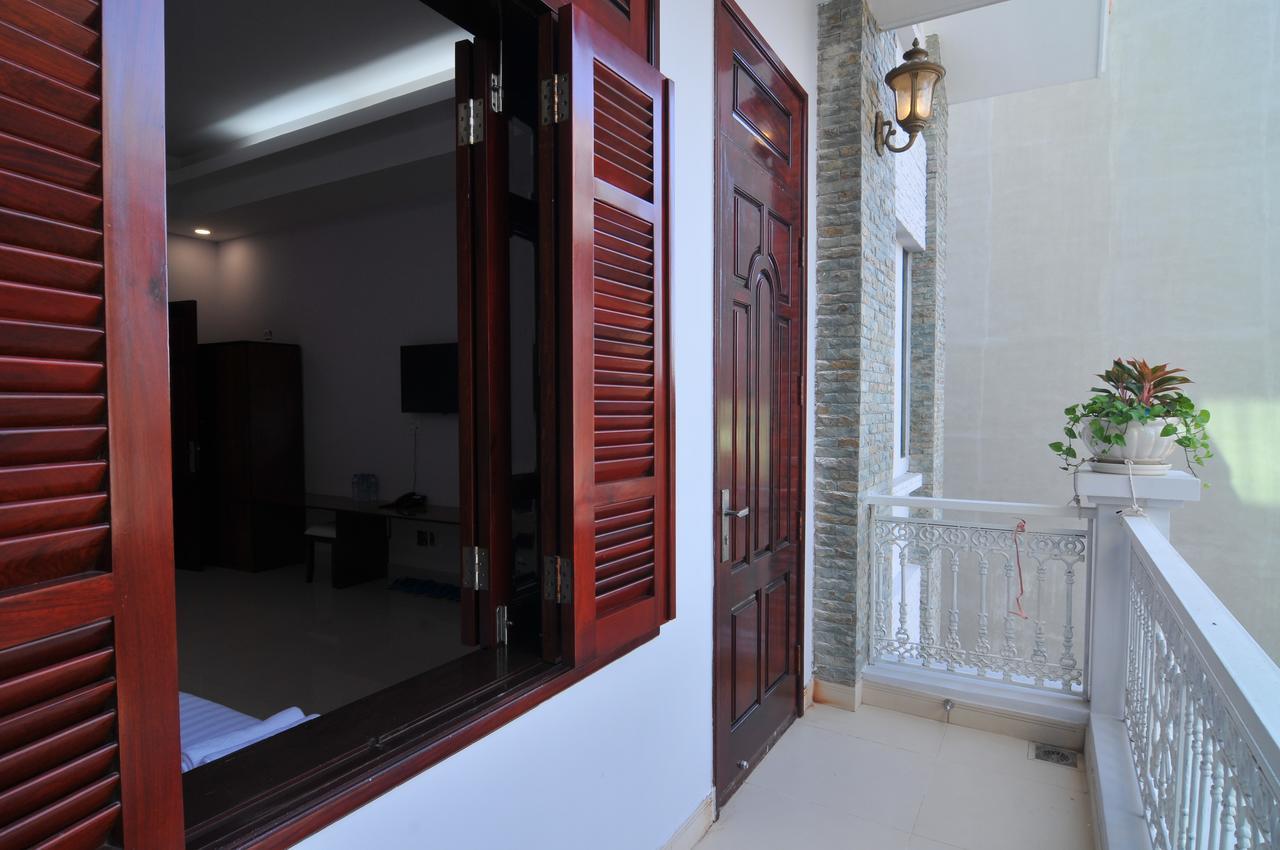 Chau Tran Hotel Vung Tau Exterior photo
