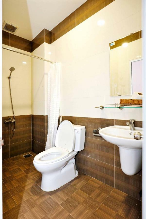 Chau Tran Hotel Vung Tau Exterior photo