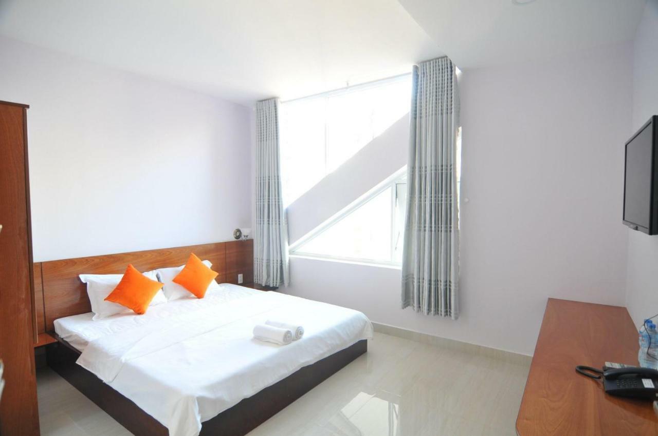 Chau Tran Hotel Vung Tau Exterior photo